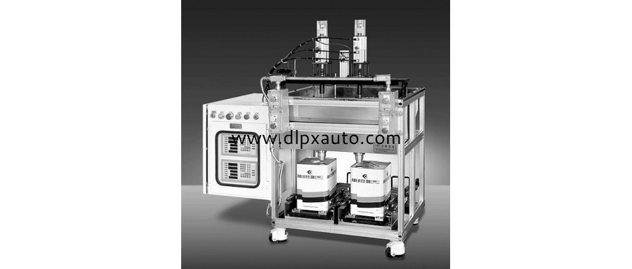 小型液體灌裝機(jī)械 雙頭直線(xiàn)式全自動(dòng)多注料頭液體灌裝機(jī)廠(chǎng)家生產(chǎn)線(xiàn) 負(fù)壓醬油灌裝機(jī) 醬油灌裝機(jī)生產(chǎn)廠(chǎng)家